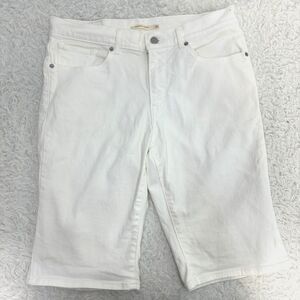 Levi's White Bermuda Shorts Women's sz 30